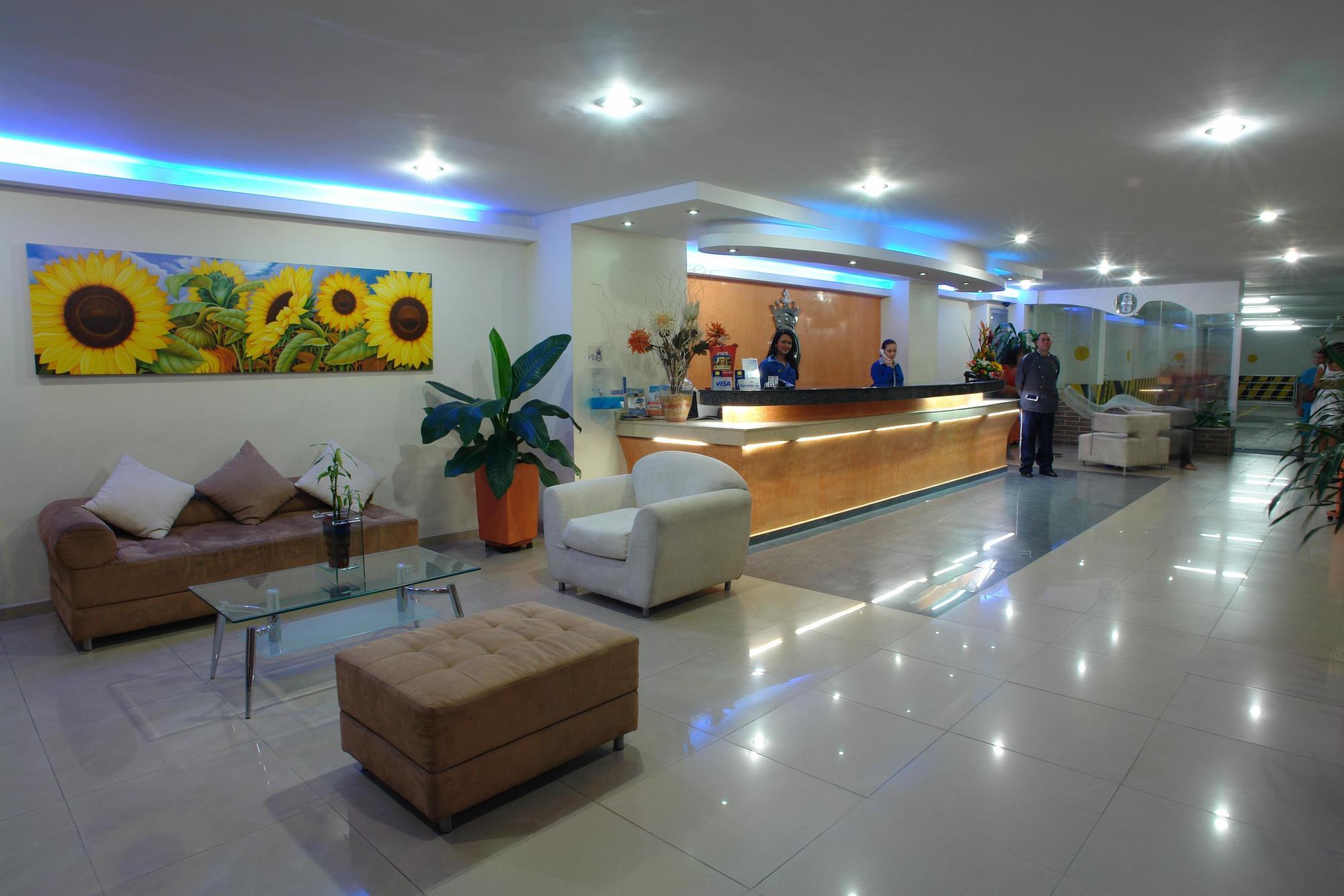 Hotel Plazuela Real Bucaramanga Extérieur photo